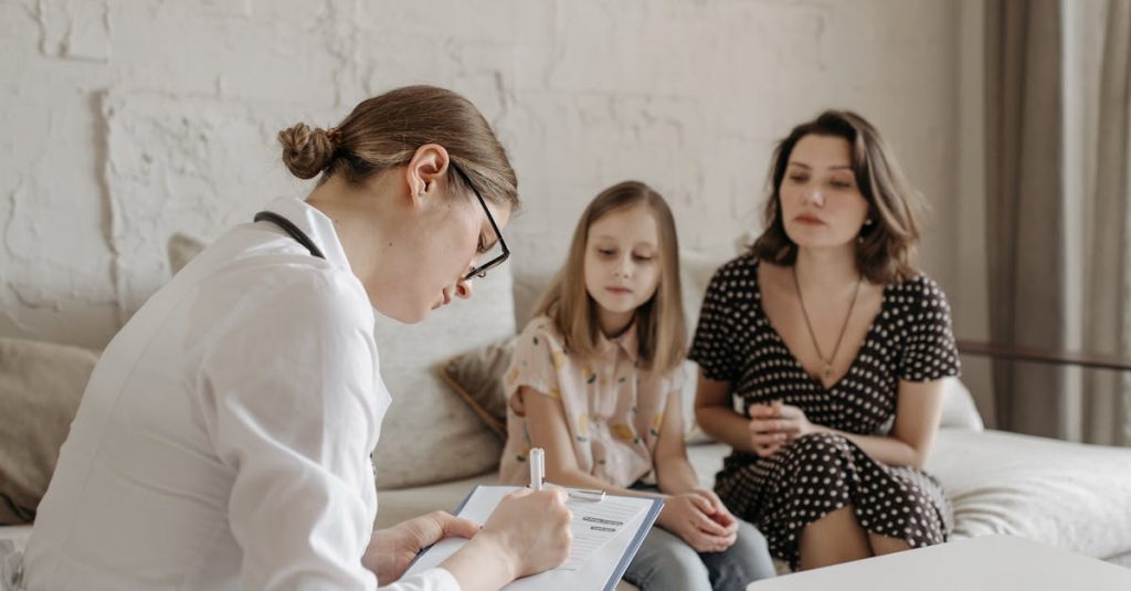 découvrez nos services spécialisés en pédiatrie, offrant des soins adaptés aux enfants de tous âges. notre équipe de pédiatres expérimentés veille à la santé et au bien-être de votre enfant avec compassion et expertise.