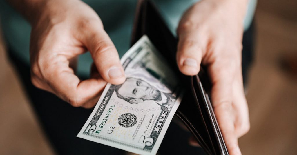 découvrez l'art de budgétiser pour mieux gérer vos finances. apprenez des stratégies efficaces pour établir un budget, économiser de l'argent et atteindre vos objectifs financiers avec succès.
