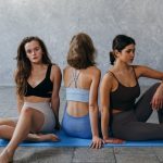 Techniques de respiration pour réduire l’anxiété découvrez des techniques de respiration efficaces pour améliorer votre bien-être, réduire le stress et favoriser la relaxation. apprenez à maîtriser votre souffle et transformez votre quotidien grâce à des exercices simples et accessibles.