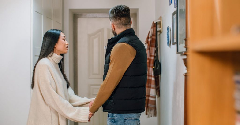 découvrez comment gérer les tensions familiales avec efficacité et compréhension. apprenez des stratégies pour apaiser les conflits et renforcer les liens familiaux.