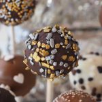 Recettes de goûters faits maison pour les tout‐petits découvrez nos délicieuses recettes de snacks faits maison, alliant santé et gourmandise. parfaits pour vos pauses-café ou pour grignoter à tout moment, ces encas savoureux vous feront craquer !