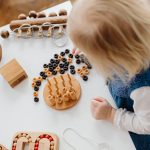 Méthodes pour stimuler le développement de la motricité fine chez l’enfant découvrez l'importance des habiletés motrices fines pour le développement des enfants. apprenez des activités stimulantes et des conseils pratiques pour renforcer ces compétences essentielles et favoriser l'autonomie et la créativité.