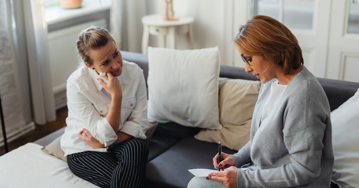 découvrez les clés de l'écoute active : techniques, avantages et conseils pour améliorer votre communication, renforcer vos relations et mieux comprendre les autres.