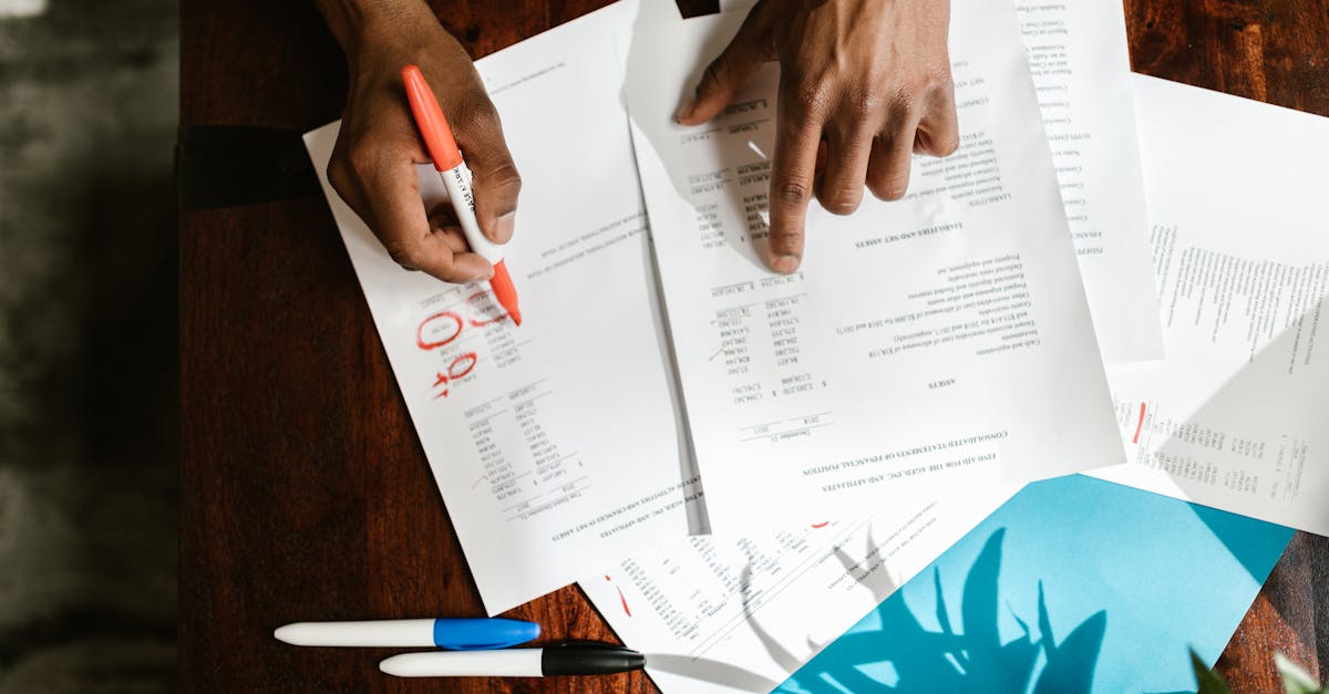 découvrez l'importance de la pensée critique : développez votre capacité à analyser, évaluer et interpréter l'information pour prendre de meilleures décisions dans votre vie personnelle et professionnelle.
