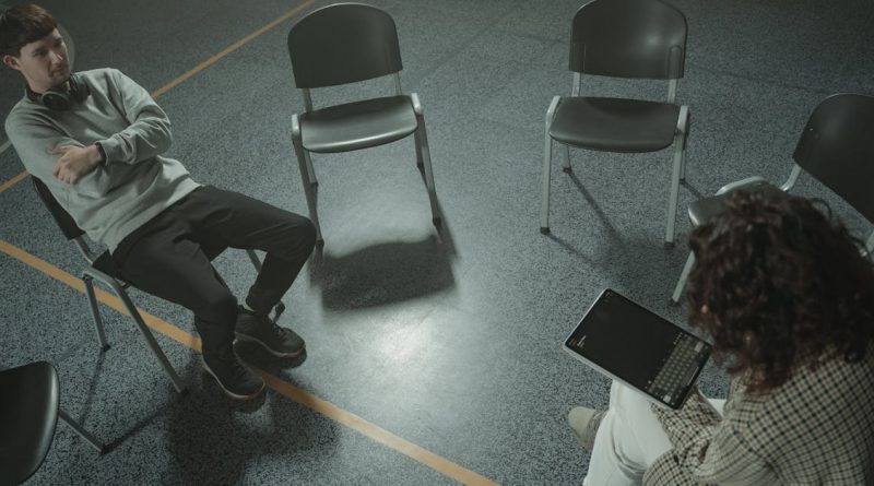 améliorez vos compétences d'écoute grâce à des techniques éprouvées, exercices pratiques et conseils d'experts pour une communication claire et efficace.