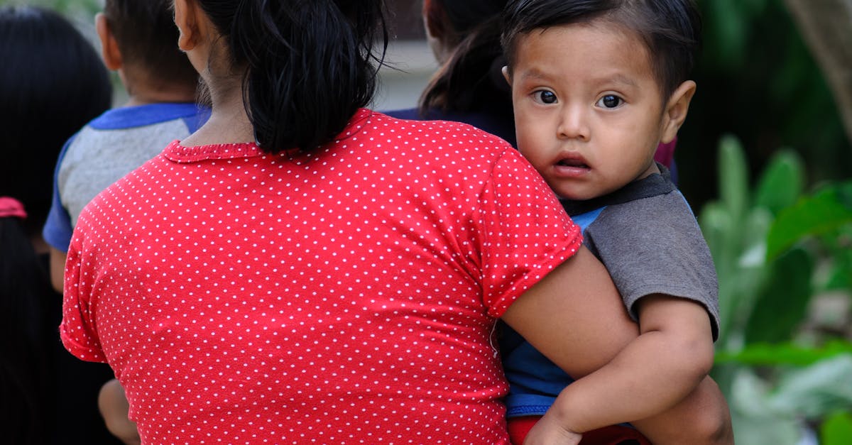 découvrez les erreurs courantes en éducation parentale, apprenez à les éviter et améliorez votre relation avec vos enfants grâce à des conseils pratiques pour un parenting épanouissant.