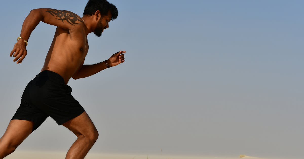 découvrez les principales différences physiques entre les individus : morphologie, taille, couleur de peau, et facteurs déterminants. comprenez comment ces variations influencent la diversité humaine.