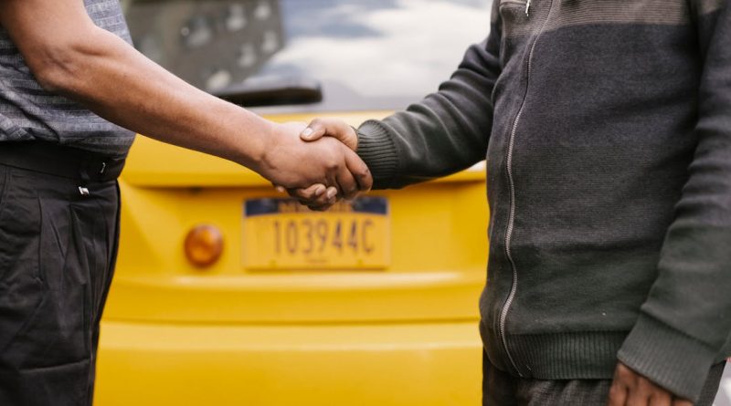 découvrez la signification du respect, son importance dans la vie quotidienne et comment cultiver cette valeur essentielle pour des relations harmonieuses et une société équilibrée.