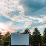 découvrez une sélection des meilleurs films familiaux à regarder ensemble, pour petits et grands : aventures, comédies, films d’animation et grands classiques à savourer en famille.