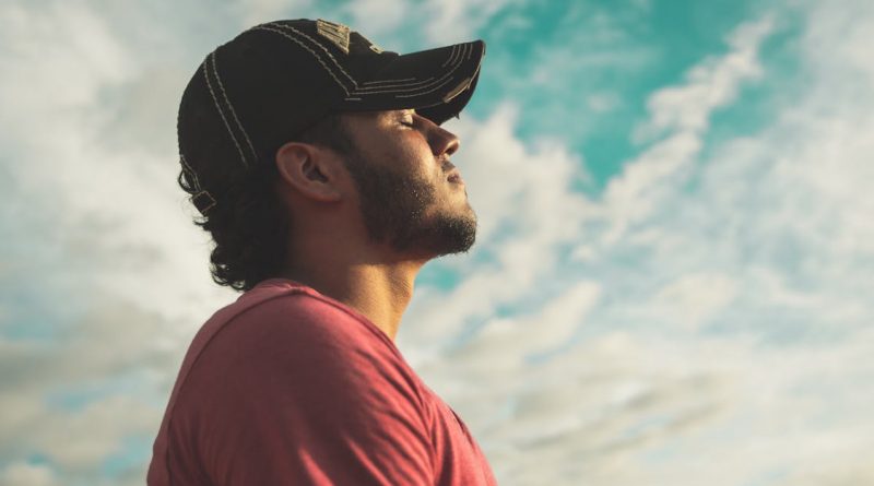découvrez la mindfulness, une pratique de pleine conscience idéale pour réduire le stress, améliorer le bien-être mental et vivre pleinement l’instant présent. nos conseils pour débuter facilement.