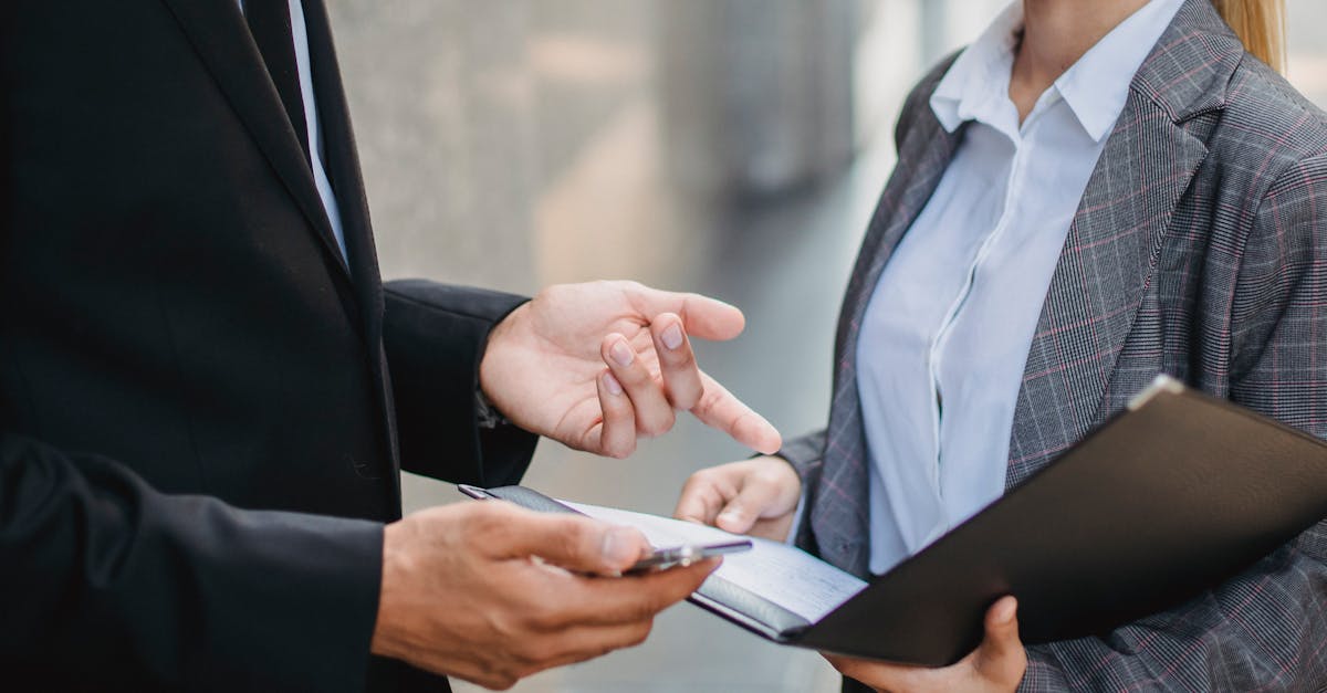découvrez les meilleures stratégies et techniques pour réussir vos négociations, améliorer votre communication et obtenir des accords gagnant-gagnant, que ce soit dans la vie professionnelle ou personnelle.